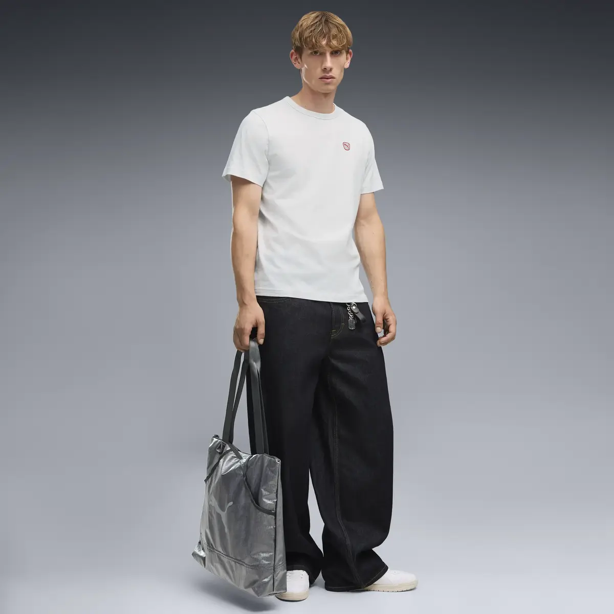 PUMA ESS ELEVATED Tee Beyaz Erkek T-Shirt