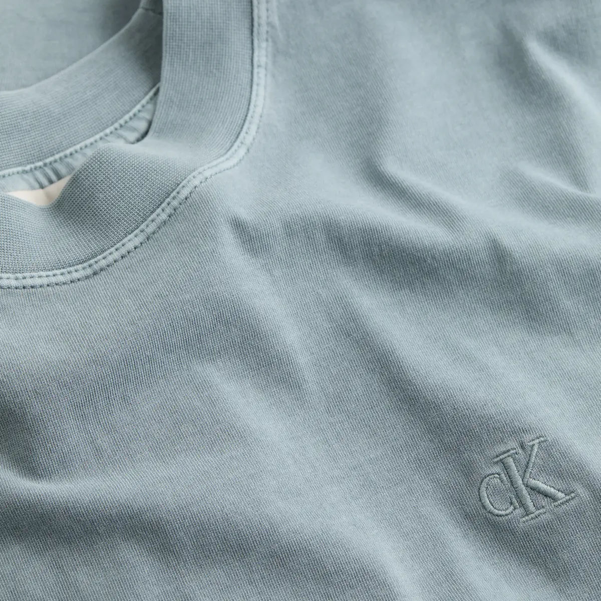 Calvin Klein BOLD WASHED CK APPLI, CKM Yeşil Erkek T-Shirt & Polo