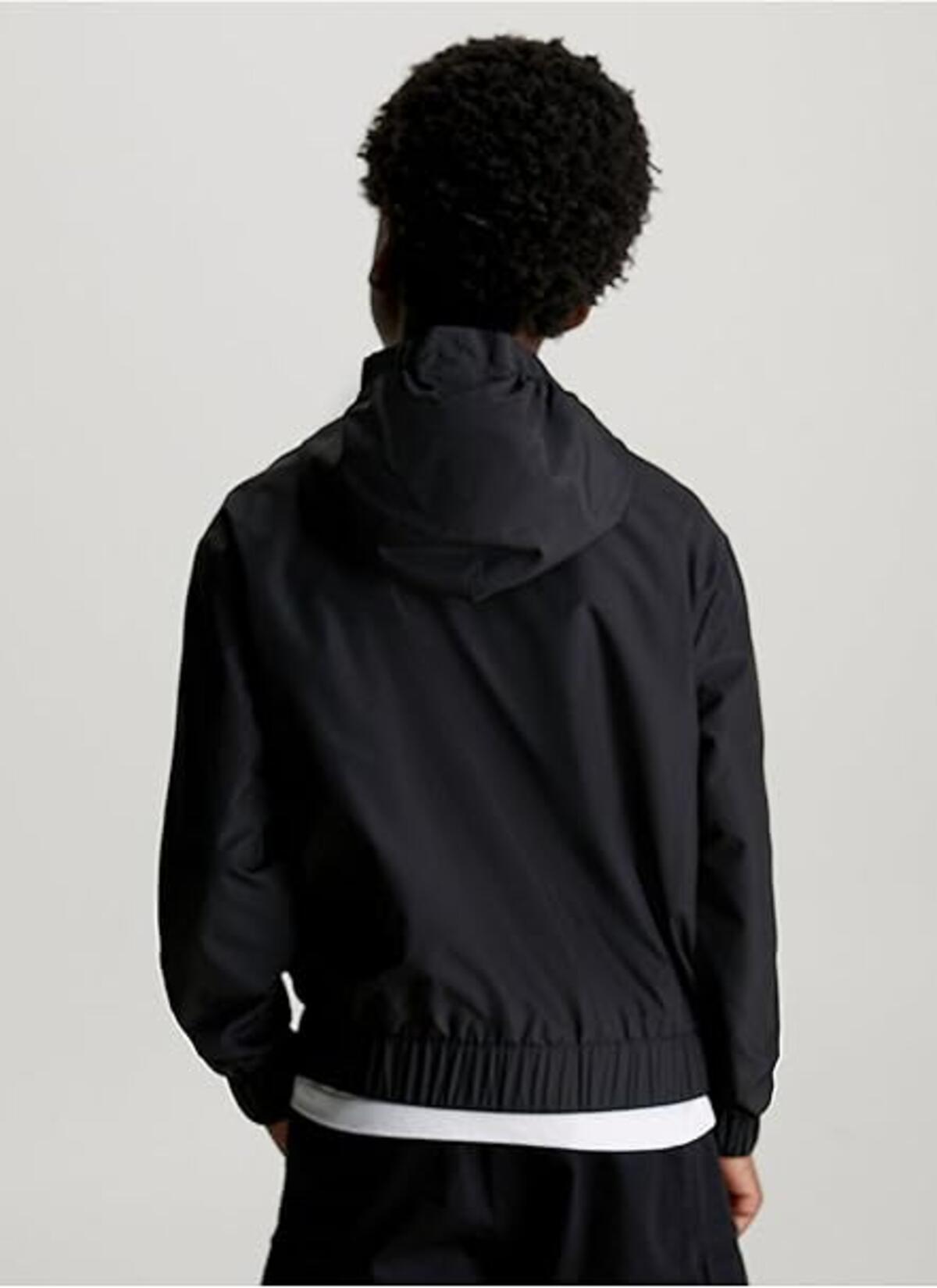 Calvin Klein INST. LOGO LIGHT PAD, BEH Siyah Erkek Çocuk Ceket