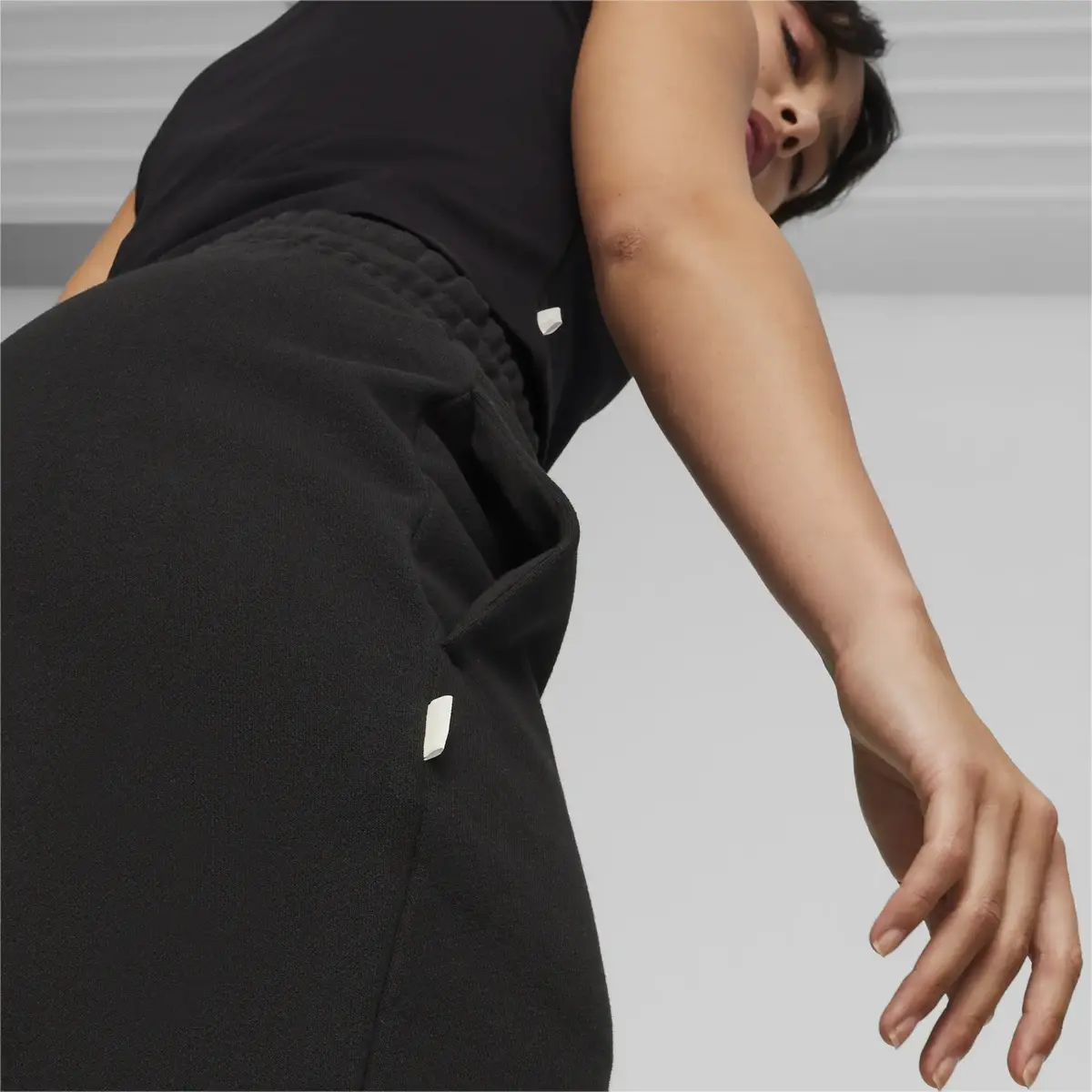 Puma INFUSE Relaxed Sweatpants TR Siyah Kadın Eşofman Altı