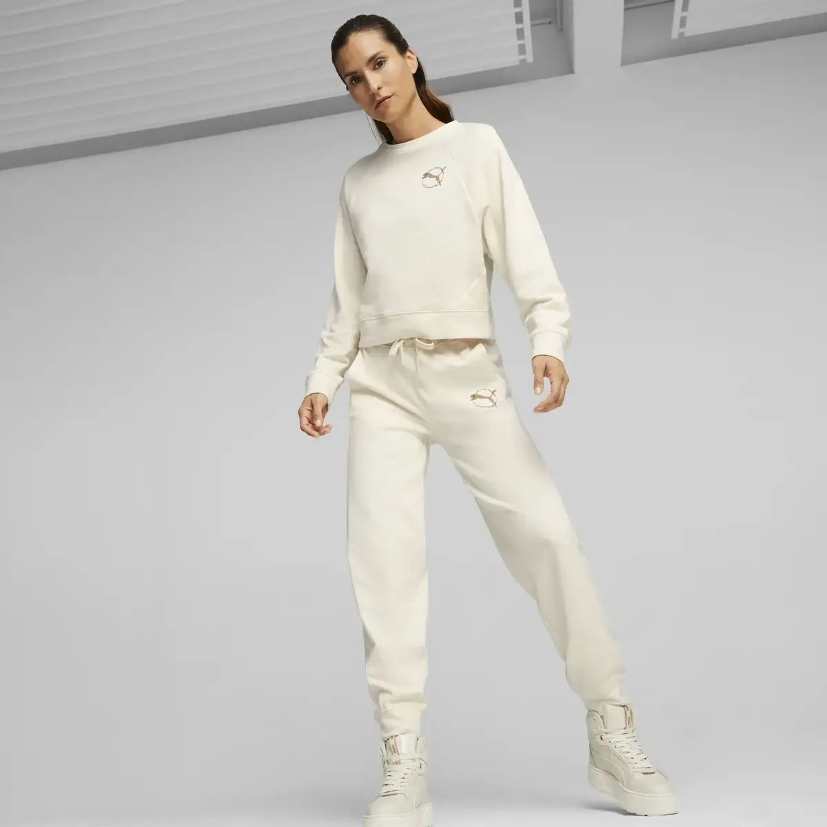 Puma BETTER SPORTSWEAR Crew Krem Kadın T-Shirt & Polo