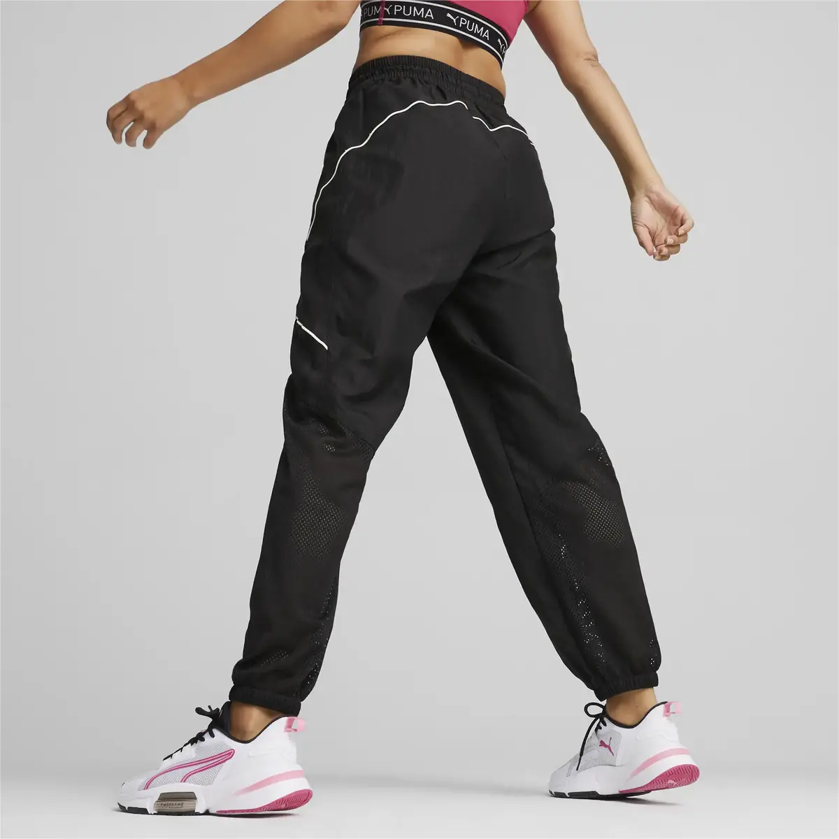 Puma FIT MOVE WOVEN JOGGER Siyah Kadın Eşofman Altı
