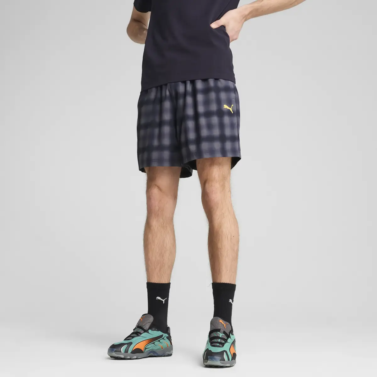 PUMA WARDROBE ESS Shorts Lacivert Erkek Şort