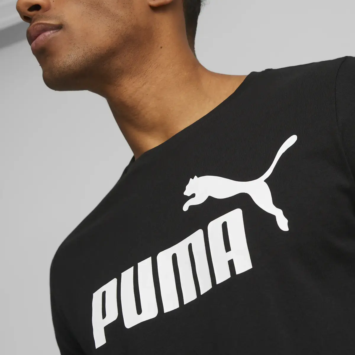 Puma ESS Logo Tee Siyah Erkek T-Shirt