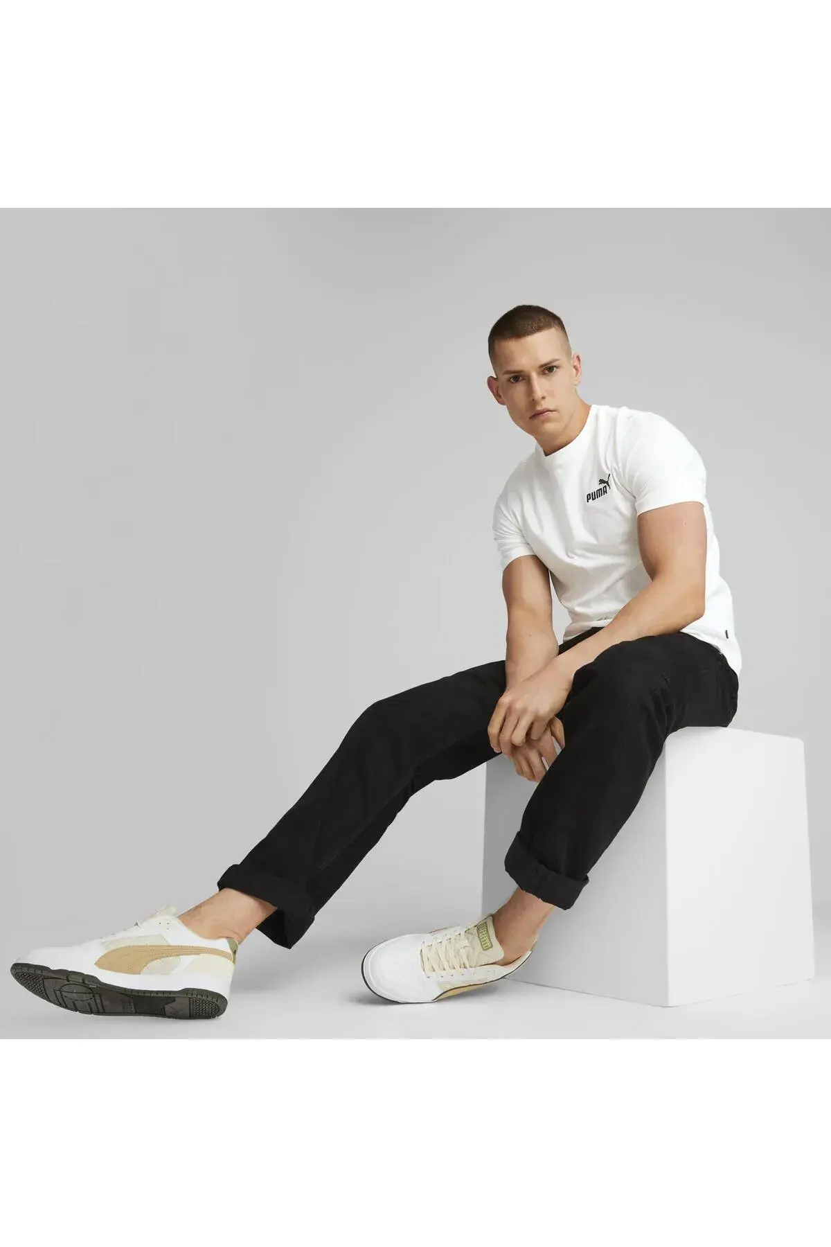 Puma ESS ELEVATED Embroidered Tee Beyaz Erkek T-Shirt