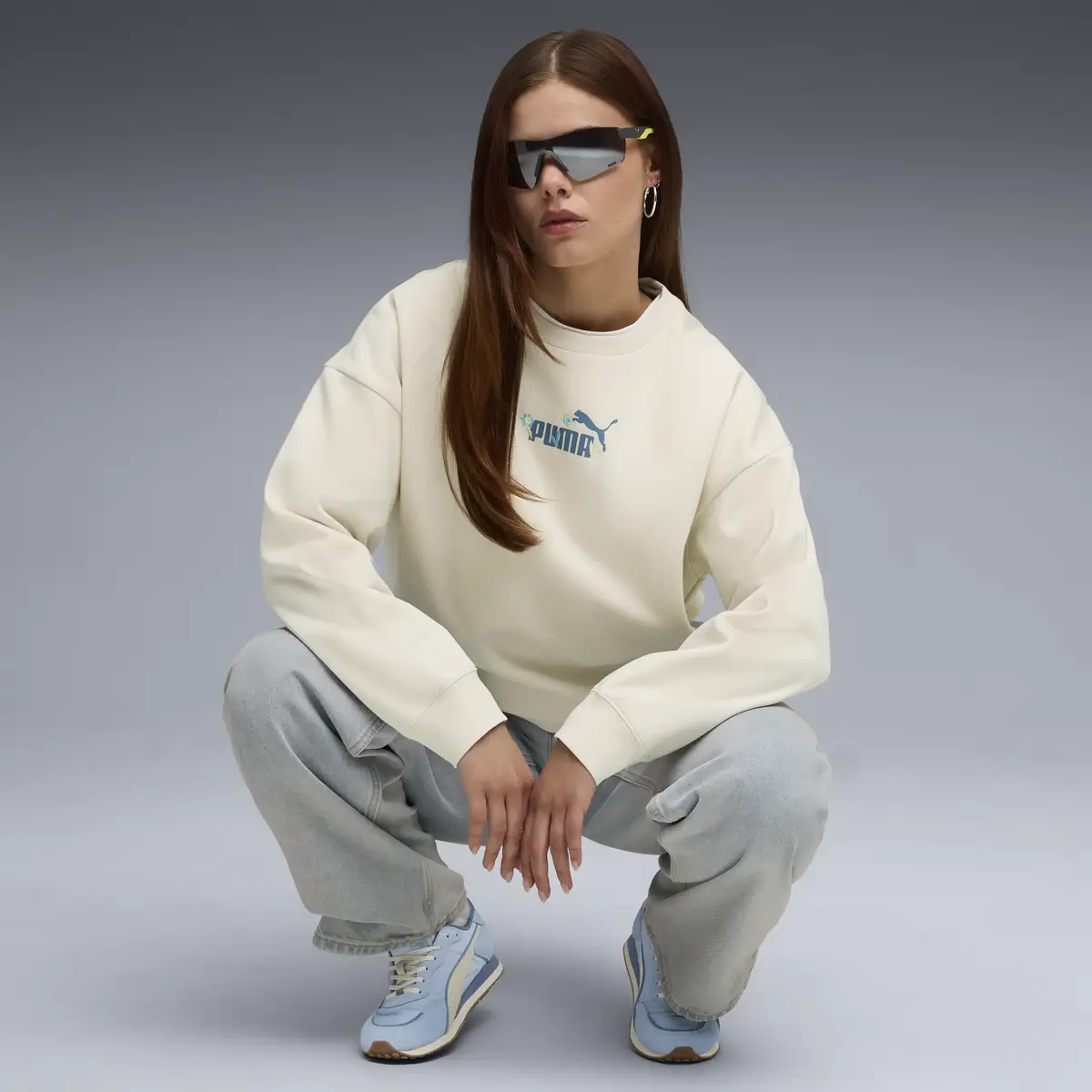 Puma ESS NATURE 2.0 Crew Beyaz Kadın Sweatshirt