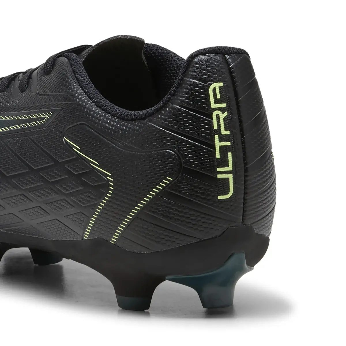 Puma ULTRA 6 PLAY FG/AG Siyah Erkek Krampon