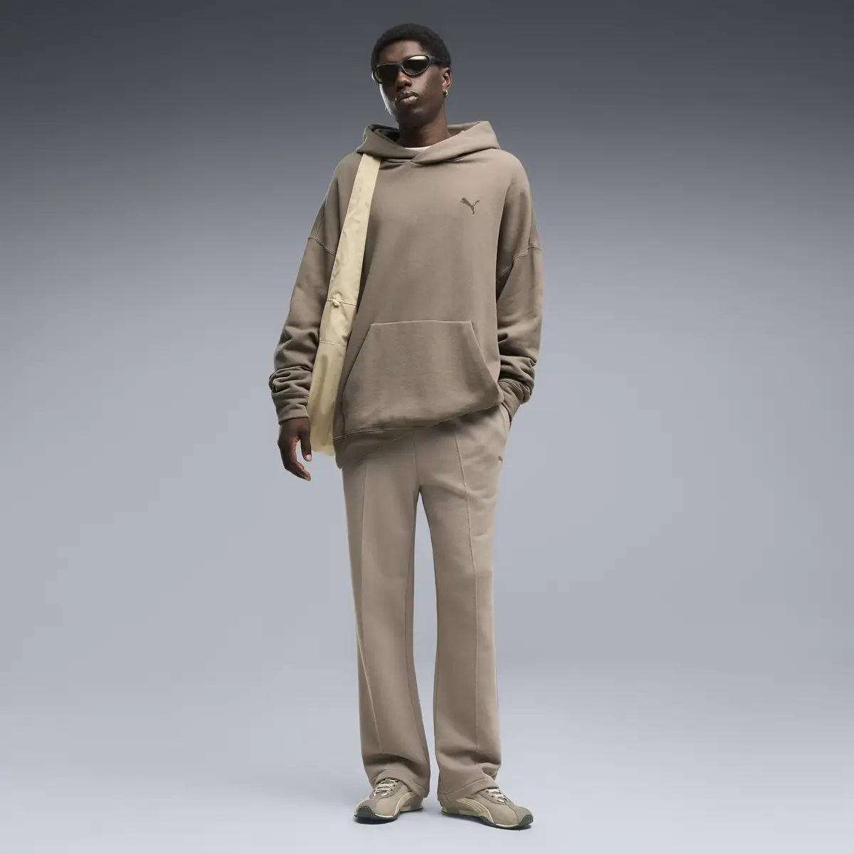 PUMA ESS Relaxed Sweatpants Kahverengi Erkek Eşofman Altı