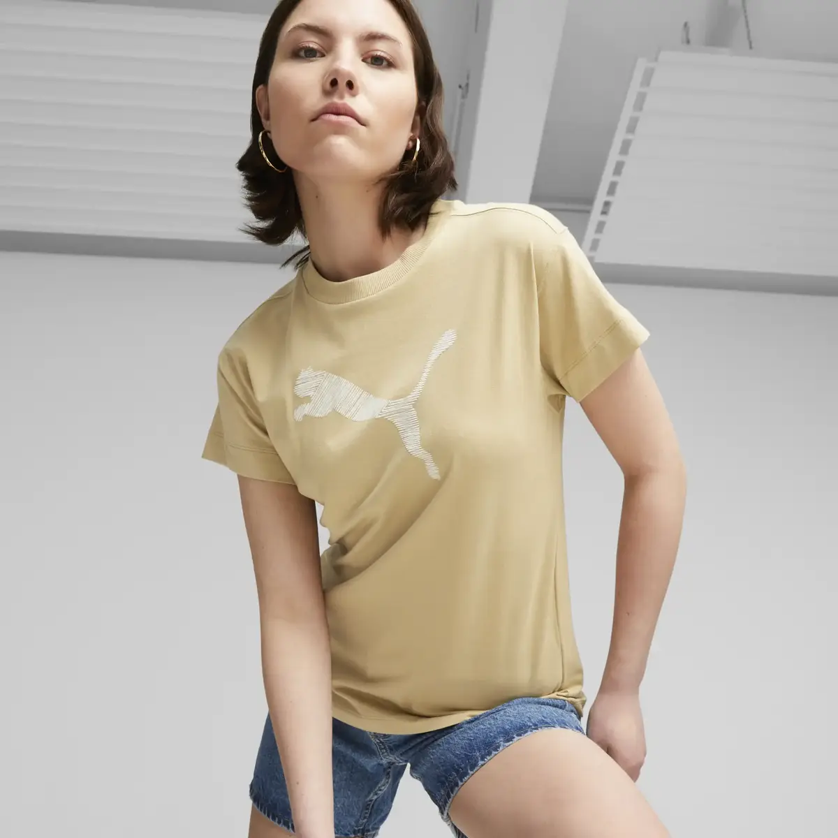 Puma HER Tee Kadın T-Shirt & Polo