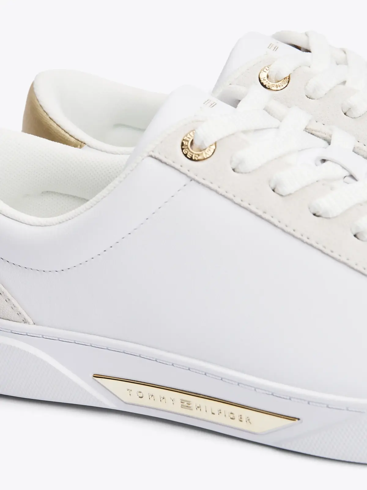 Tommy Hilfiger CHIC COURT SNEAKER, YBS Beyaz Kadın Spor Ayakkabı & Sneaker