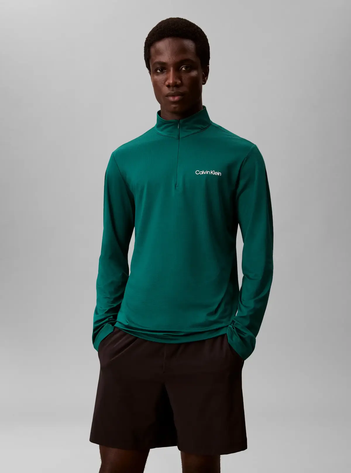 WOVEN SHORT, UB1