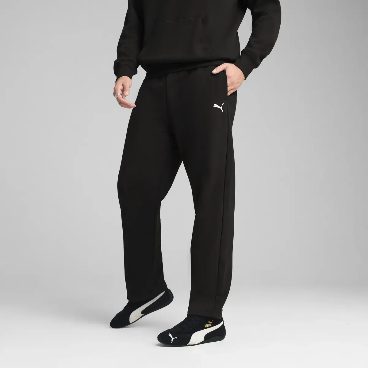 Puma WARDROBE ESS Relaxed Sweatpants Siyah Erkek Eşofman Alt