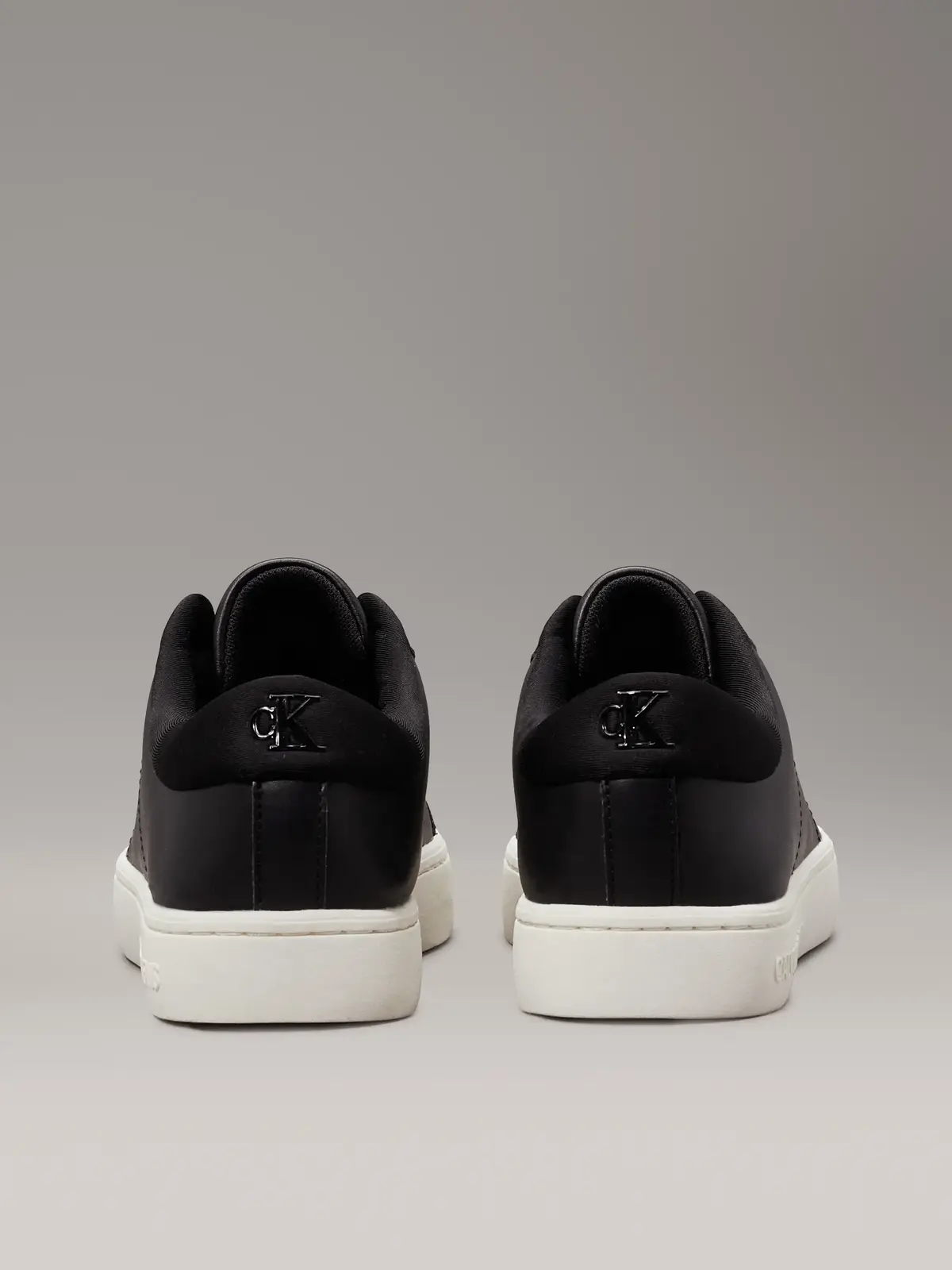 Calvin Klein Siyah / Beyaz Kadın Spor Ayakkabı & Sneaker