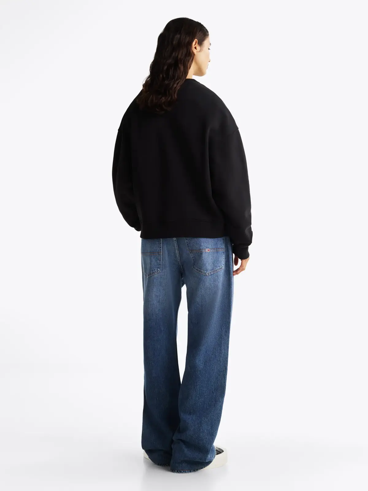 Tommy Hilfiger TJW BXY BADGE CREW, BDS Siyah Kadın Sweatshirt