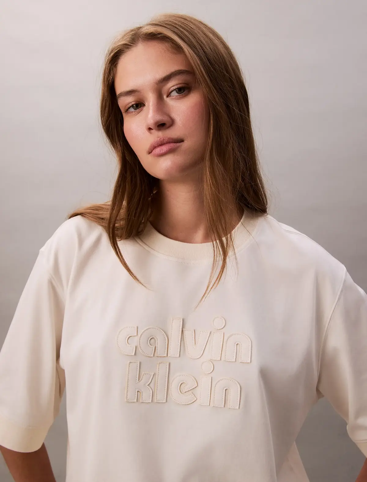 Calvin Klein A- OVERSIZED BOYFRIE, YAS Bej Kadın T-Shirt