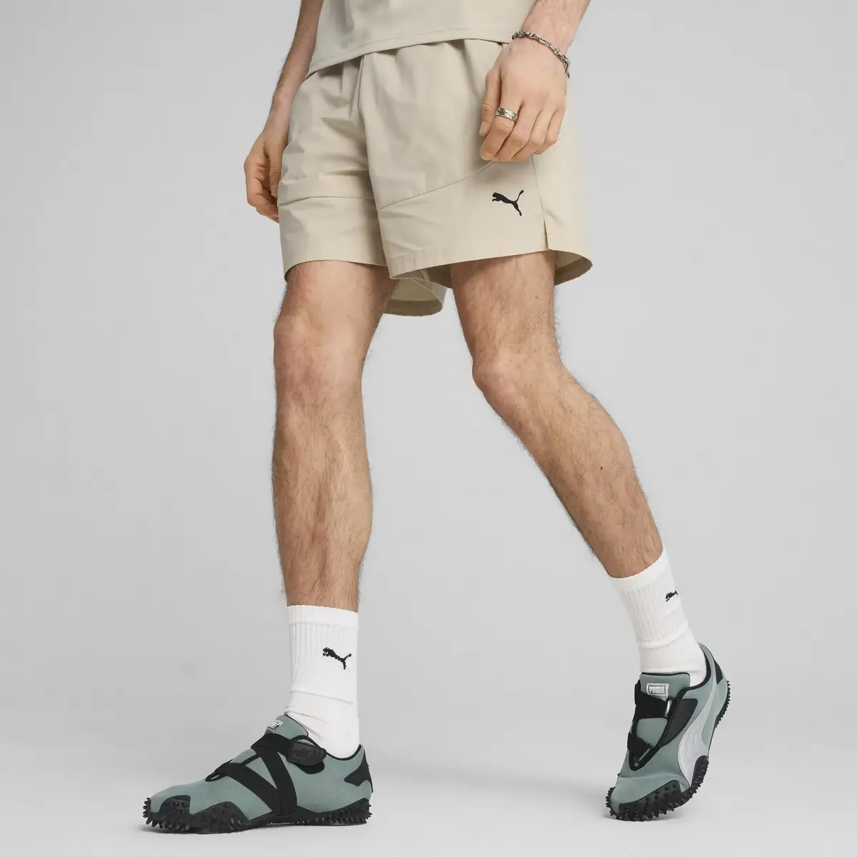 Puma PUMATECH Relaxed Shorts Bej Erkek Şort