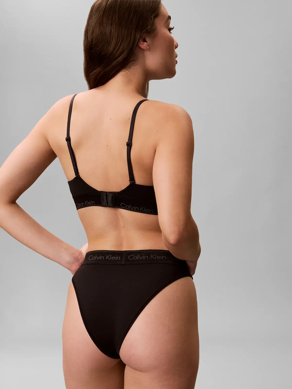 Calvin Klein LIGHTLY LINED TRIANG Siyah Hafif Astarlı Üçgen Bralet