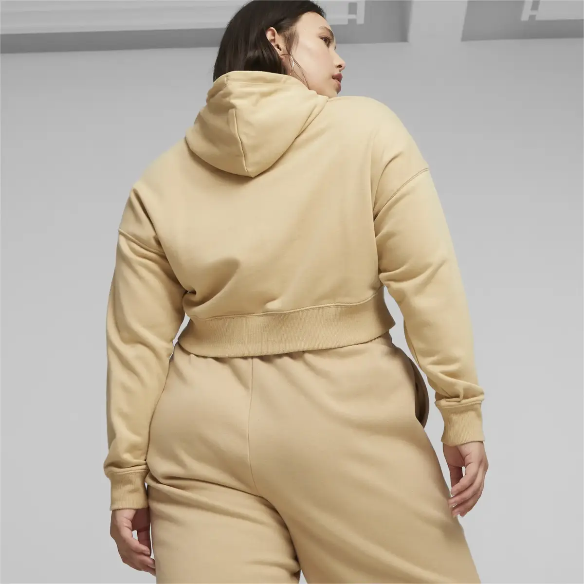 Puma CLASSICS Cropped Hoodie Bej Kadın Sweatshirt