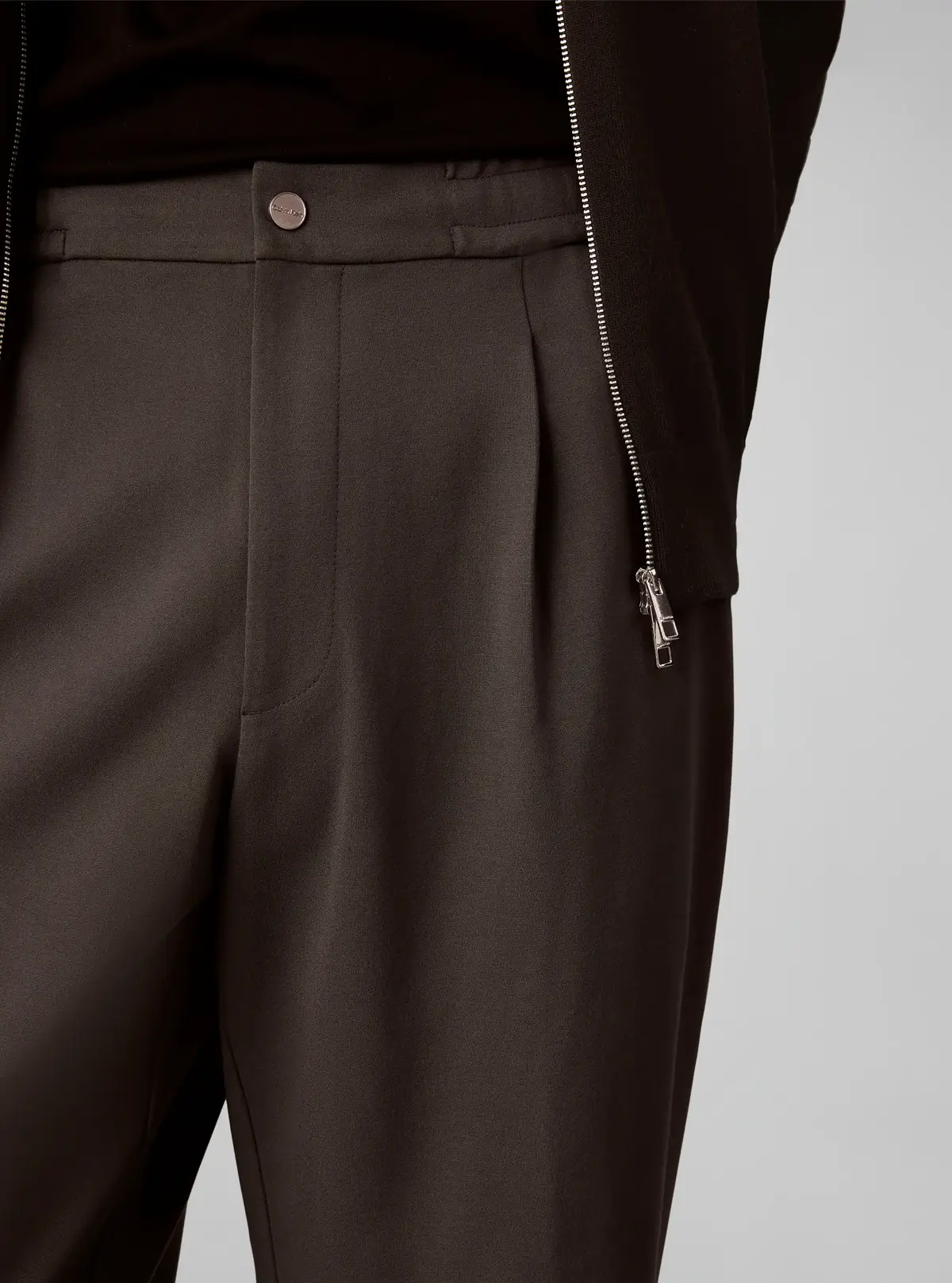 TAPERED TECH KNIT PL, QGE