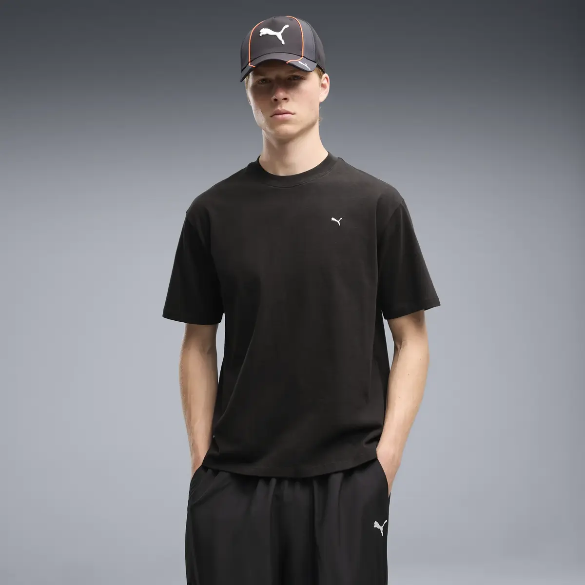 PUMA GRAPHIC Football Tee Siyah Erkek T-Shirt