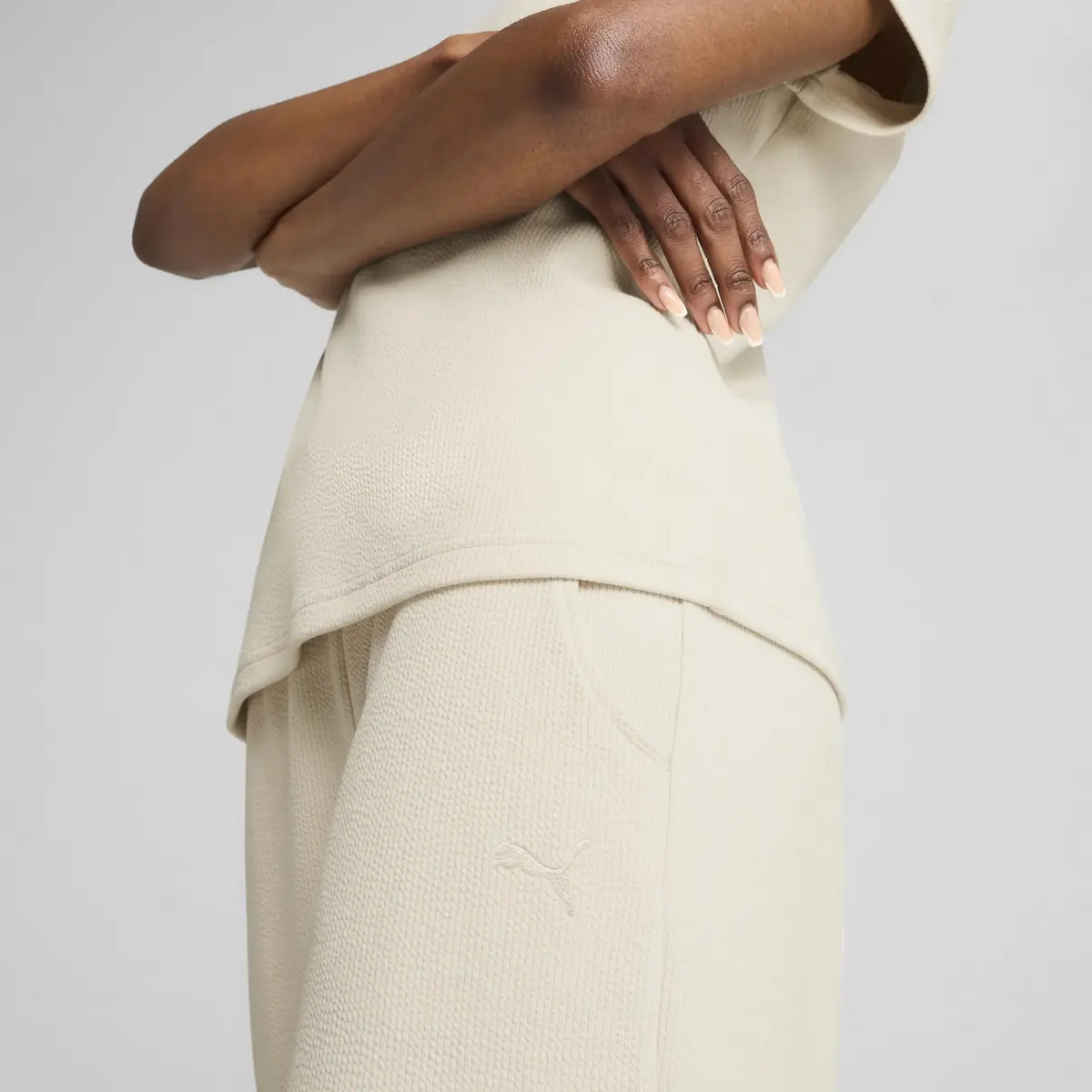 PUMA HER High-Waist Straight Pant Bej Kadın Eşofman Altı