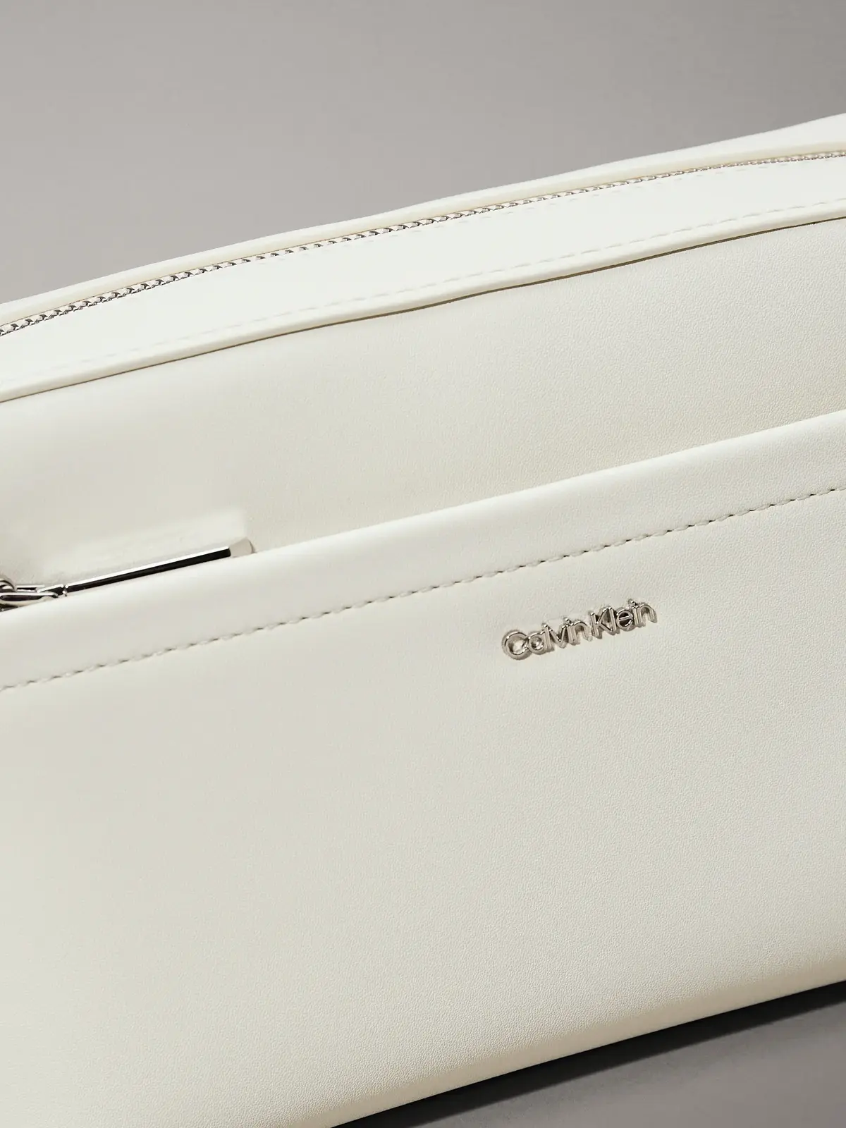 Calvin Klein Bej Kadın Çanta & Cüzdan
