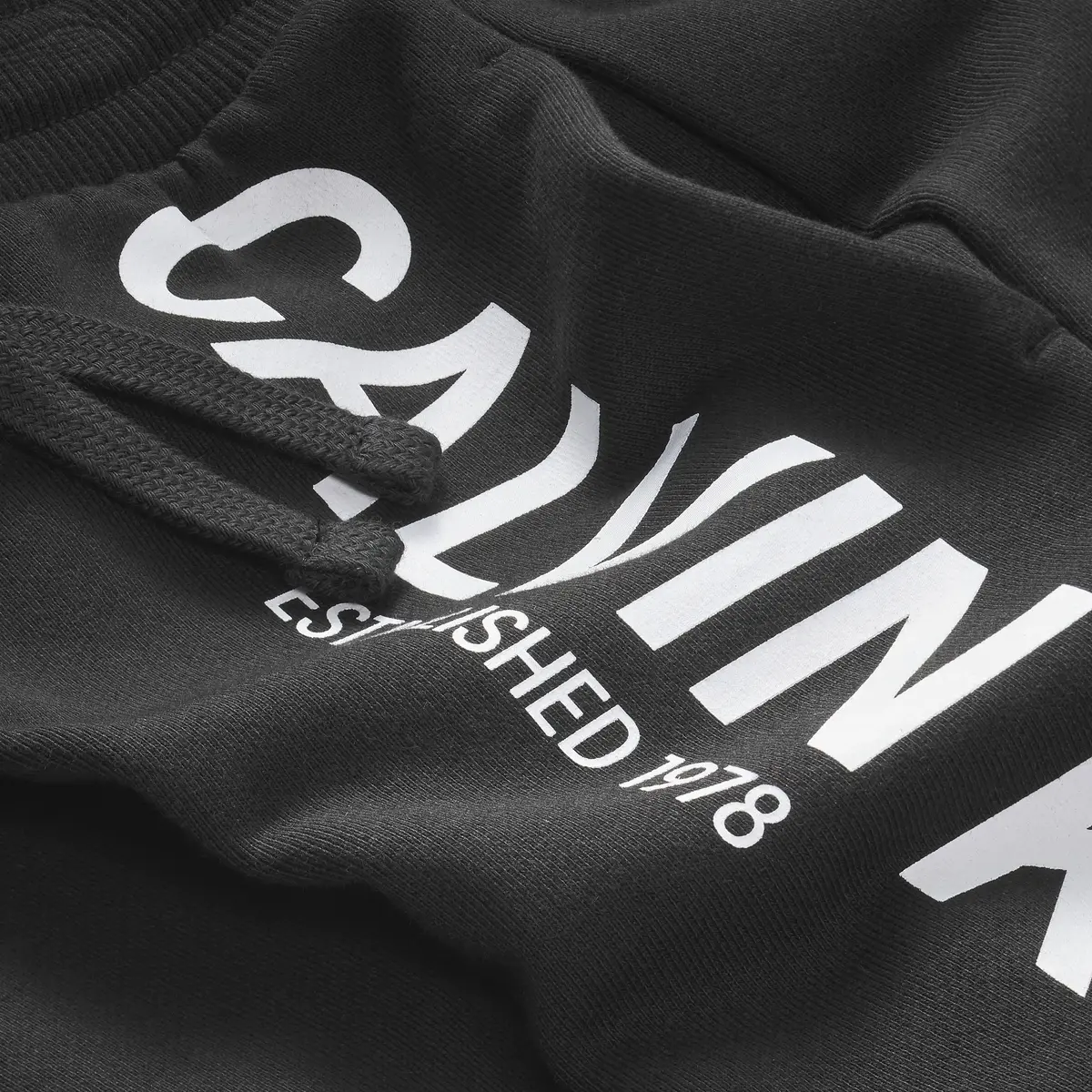 Calvin Klein INST HERO LOGO JOGGE Erkek Siyah Şort