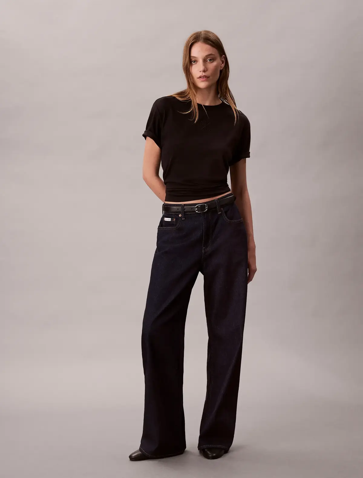 Calvin Klein SS SUPIMA JERSEY EMB Siyah Kadın Tişört