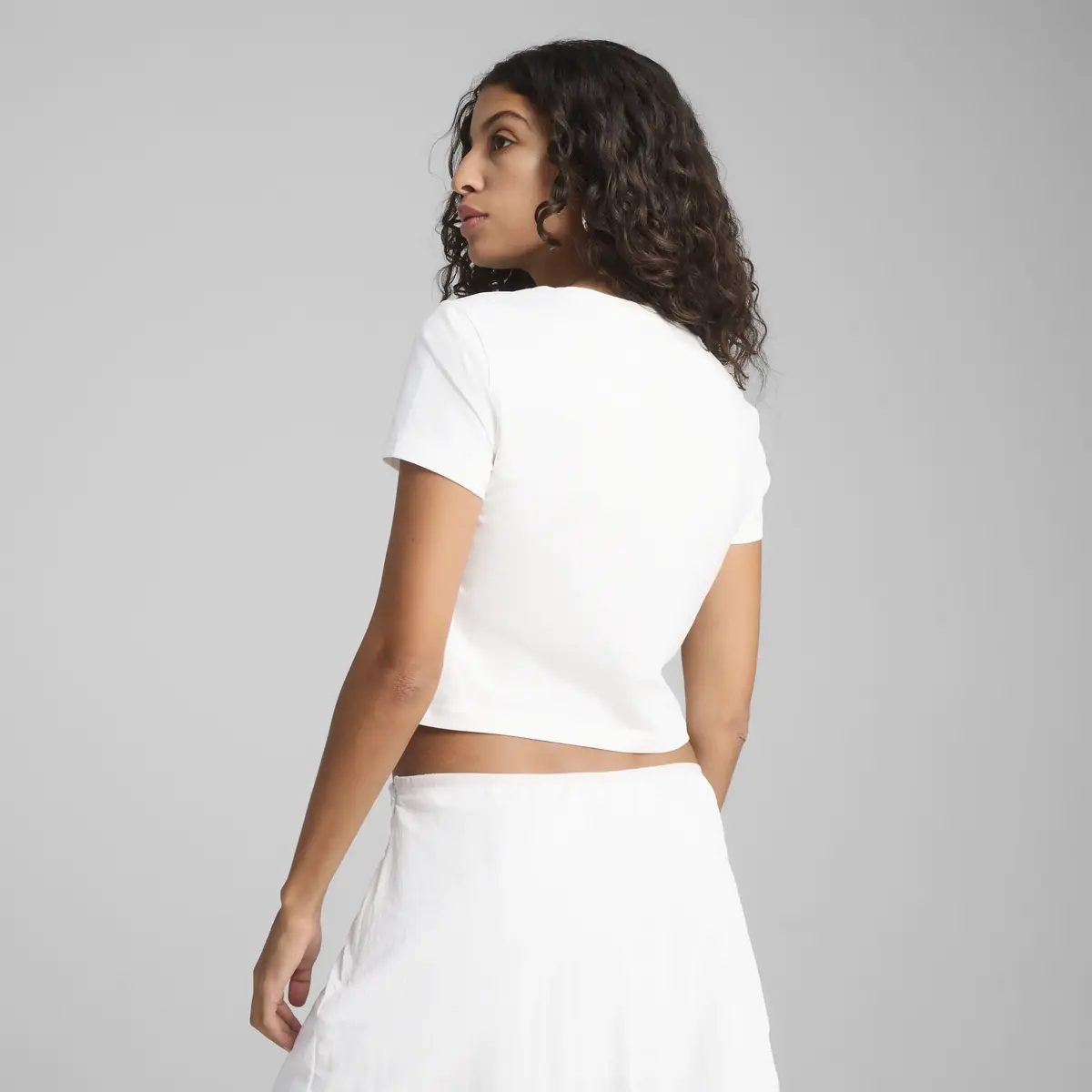 Puma WARDROBE ESS Baby Tee Beyaz Kadın Crop