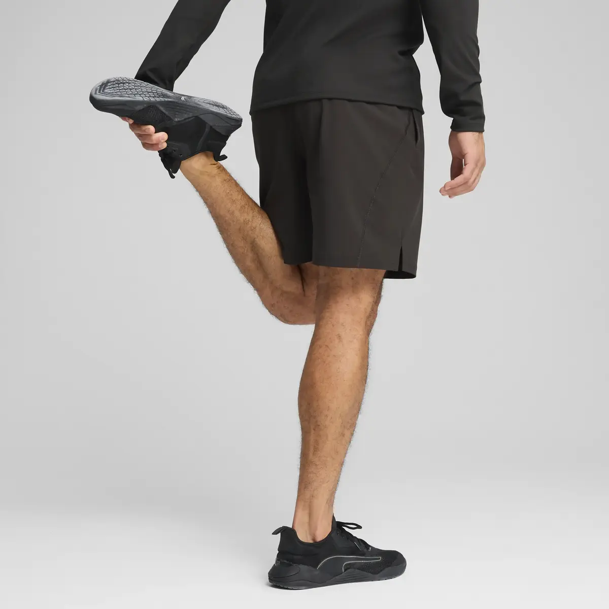 Puma M TECH TRAIN 7" STCH WVN SHT Siyah Erkek Şort