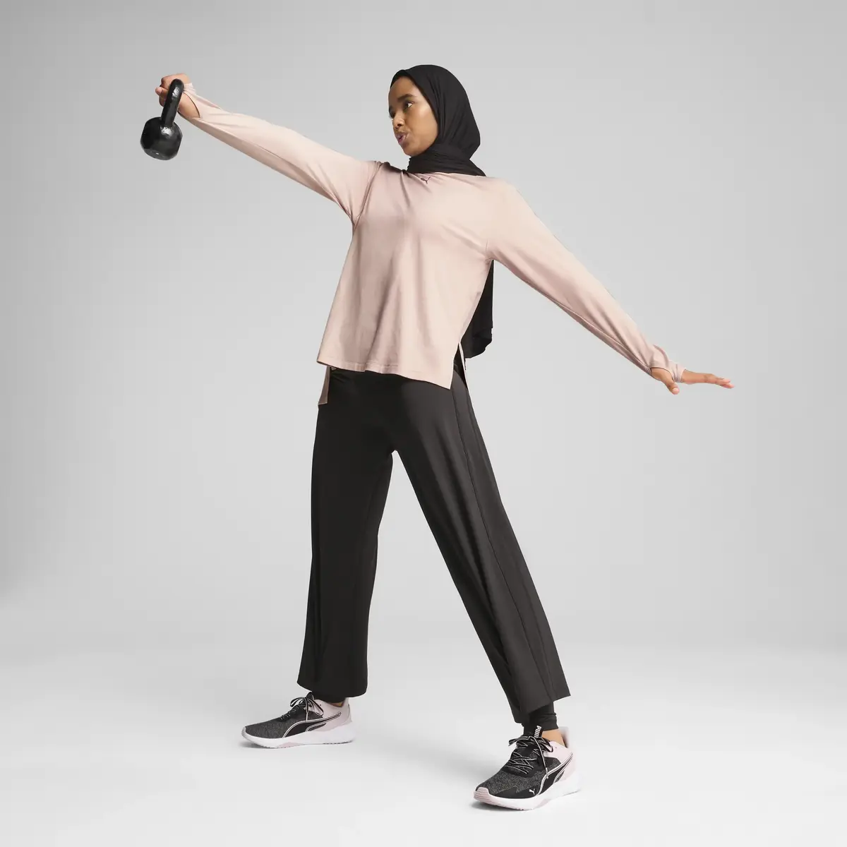 Puma MODEST OVERSIZED TEE Pembe Kadın T-Shirt