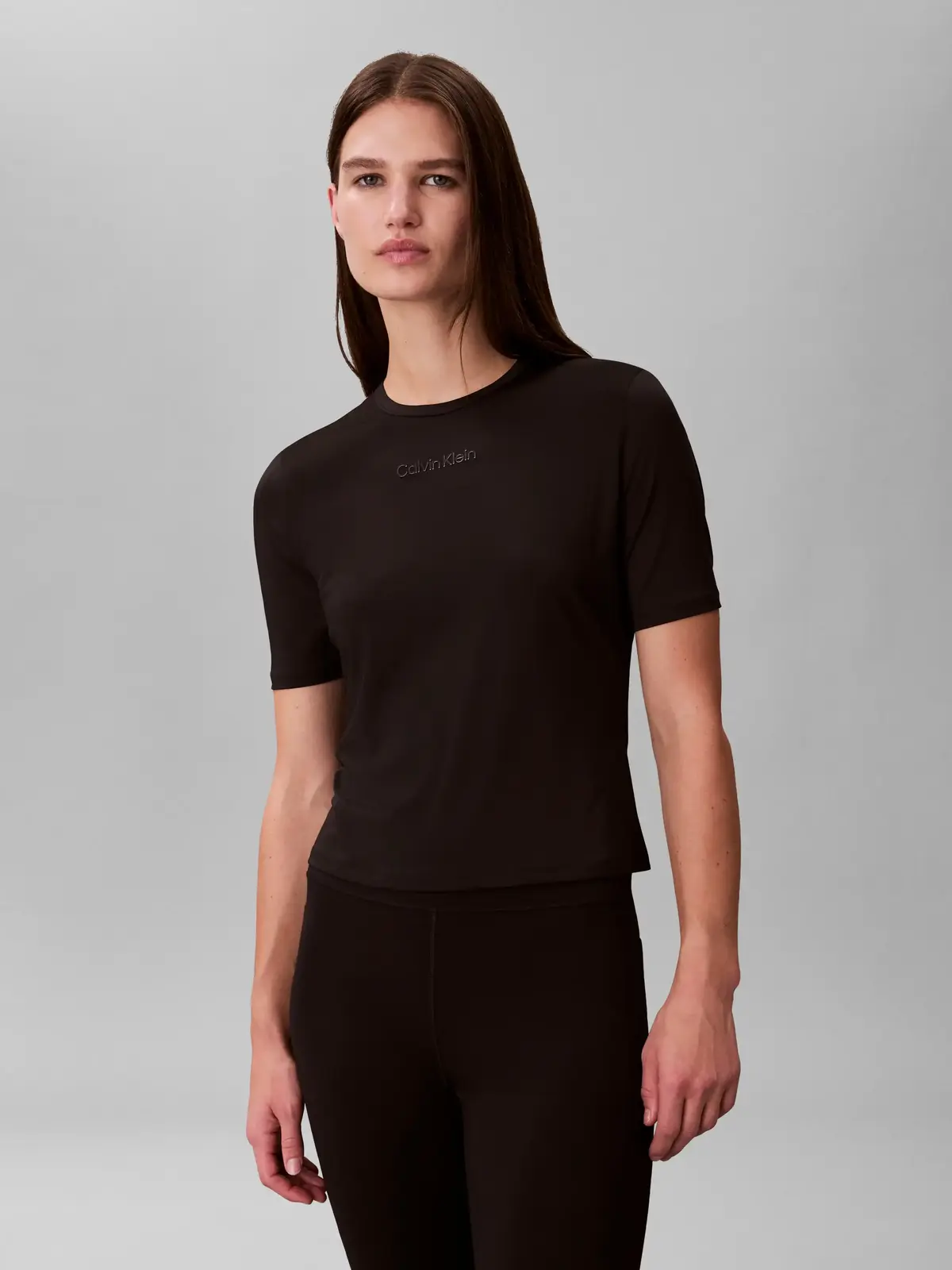 Calvin Klein ICON SPORT ACTIVE SS, UB1 Siyah Kadın T-Shirt