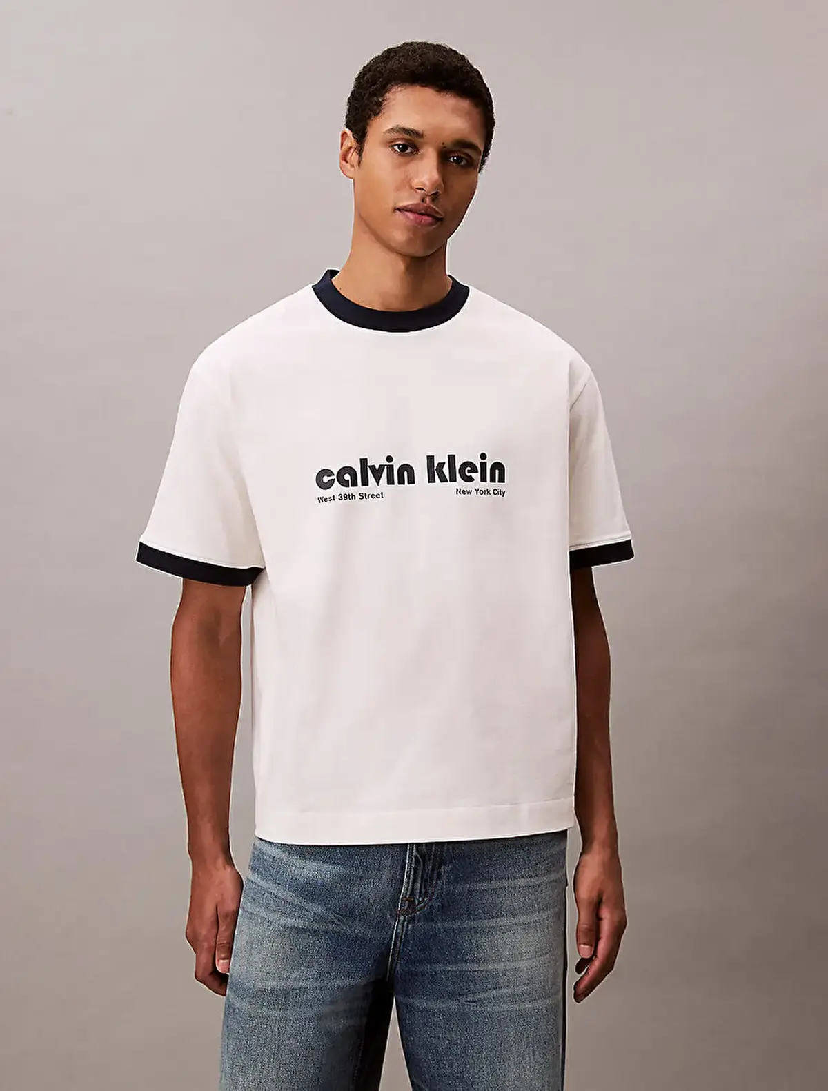 Calvin Klein SS RETRO LOGO RINGER 16S RLXD TE Bej Erkek Tişört Calvin Klein SS RETRO LOGO RINGER 16S RLXD TE Bej Erkek Tişört