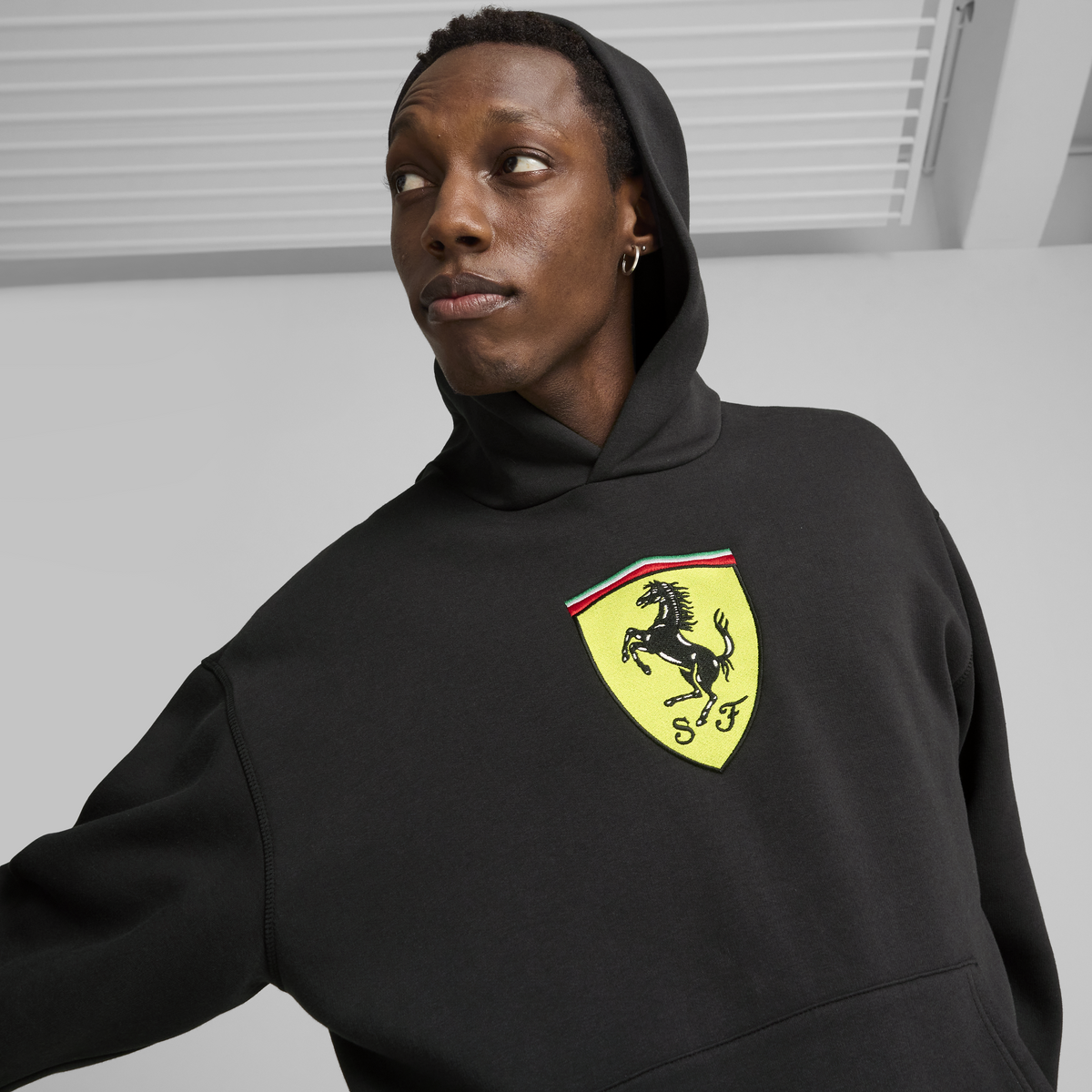 Puma Ferrari Race BigShield Hdie Siyah Sweatshirt
