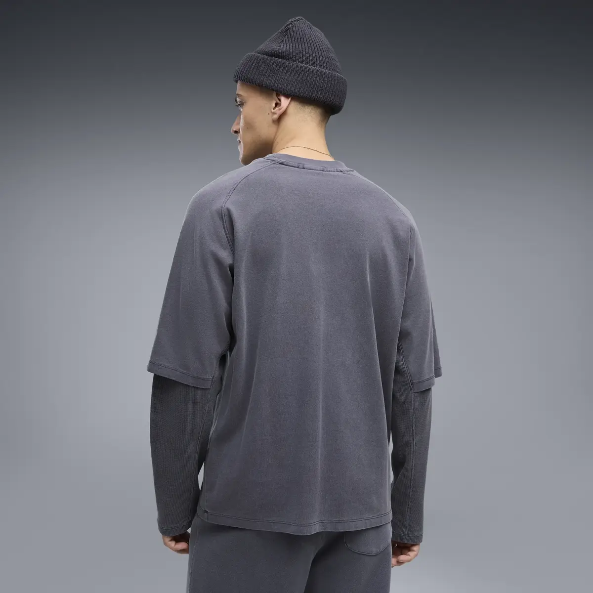 PUMA SELECT Essentials Longsleeve Gri Erkek Sweatshirt