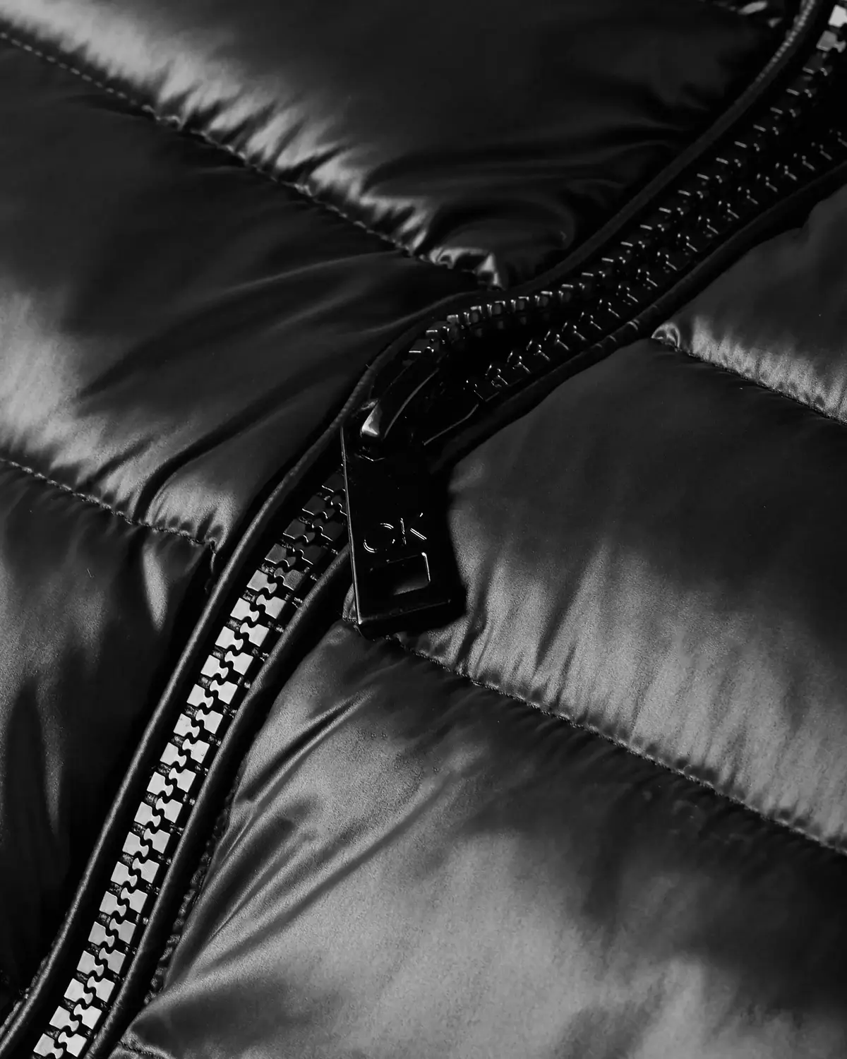 Calvin Klein ESSENTIAL VEST Kadın Siyah Yelek