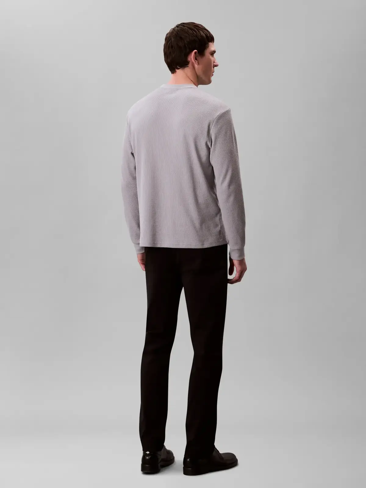 Calvin Klein LS WAFFLE BADGE CREW, RO2 Gri Erkek Sweatshirt