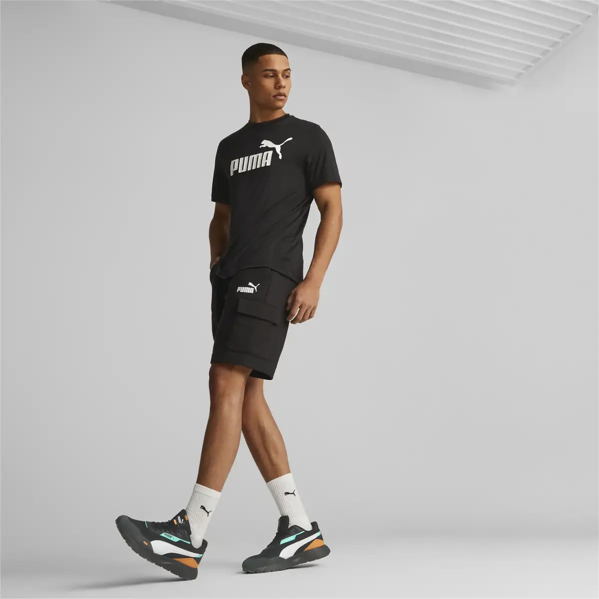 Puma ESS Cargo Shorts 10" TR Siyah Erkek Şort