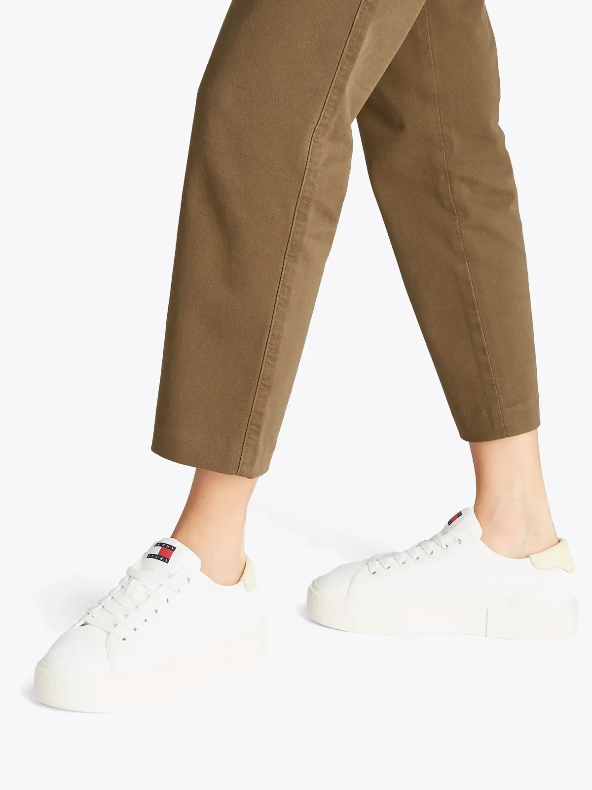 Tommy Hilfiger TJW FLATFORM CANVAS Beyaz Kadın Spor Ayakkabı & Sneaker