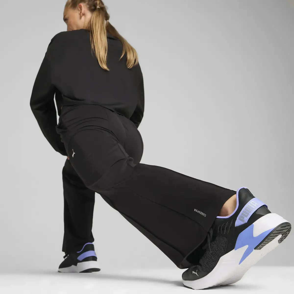 Puma CLOUDSPUN HW WIDE LEG PANT Siyah Kadın Eşofman Altı