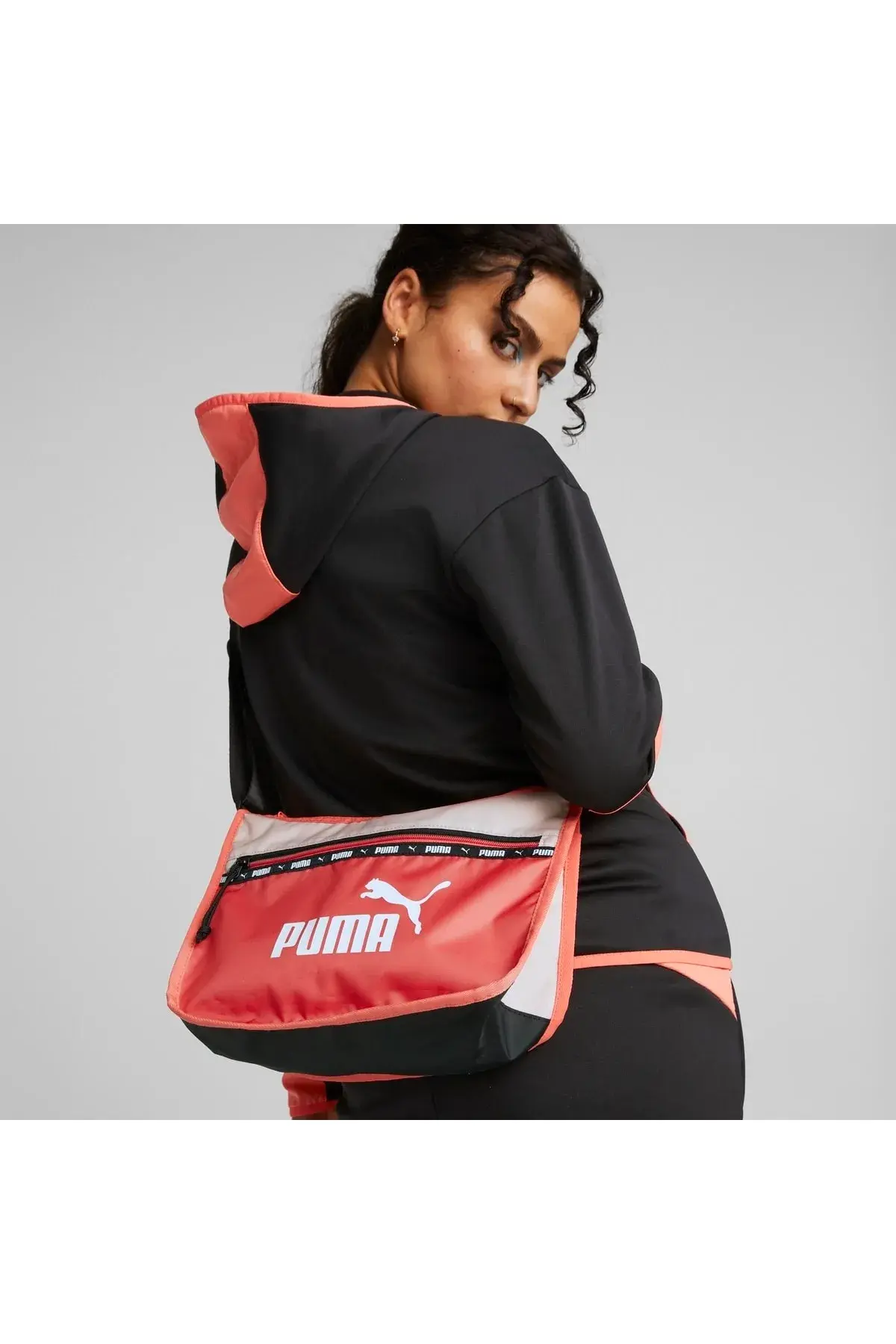 Puma Core Base Shoulder Bag Kadın Omuz Çantası