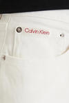 Calvin Klein MOM JEAN CHALK WHITE, ASN, SH, 25 Beyaz Kadın Kot Pantolon