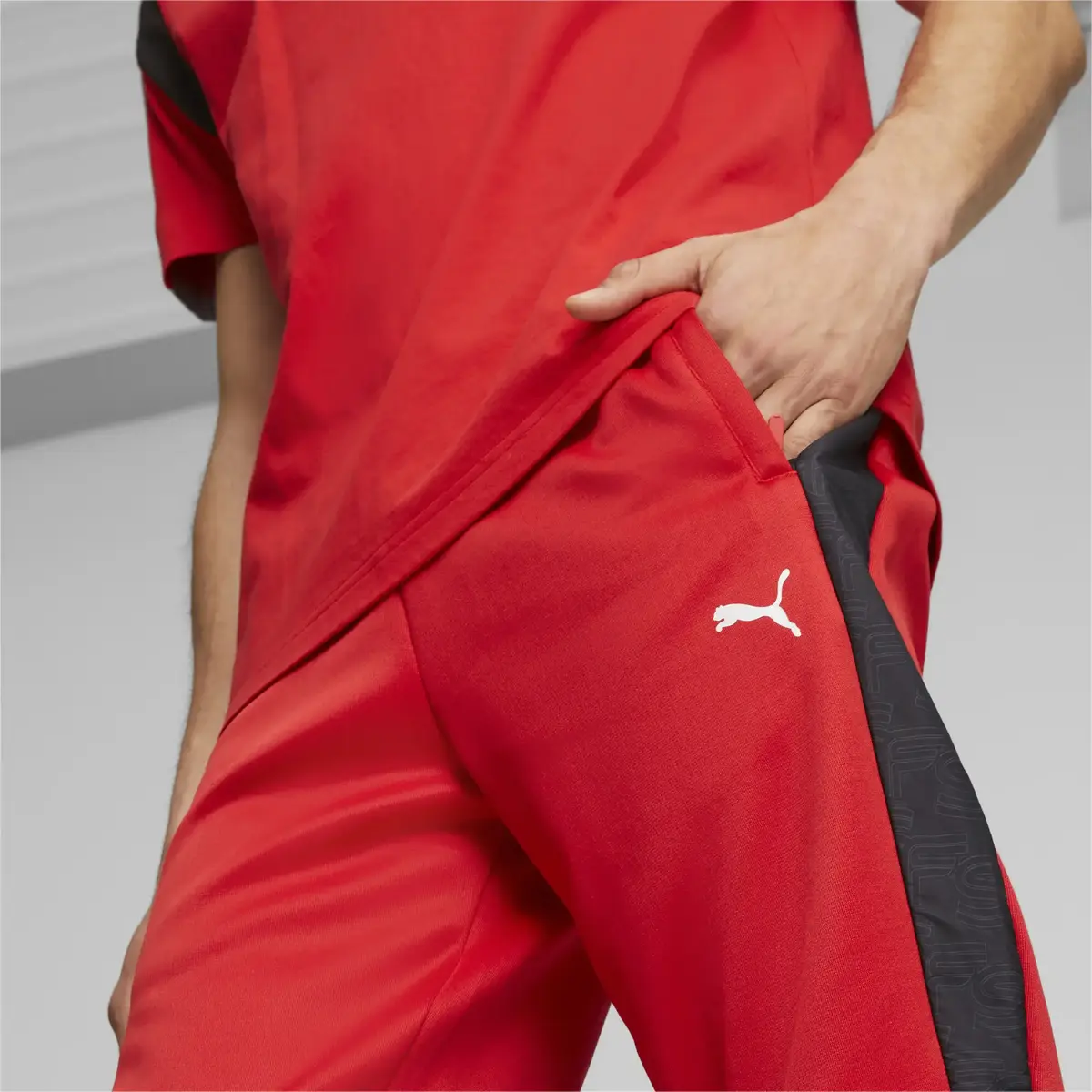 Puma Ferrari Race MT7 Track Pants Kırmızı Erkek Eşofman Altı