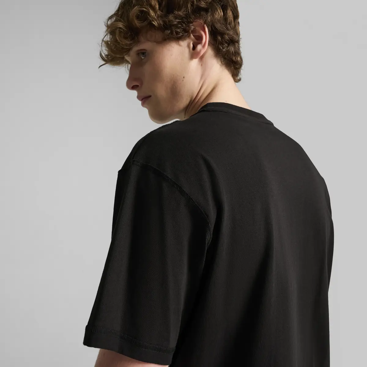 Puma Pivot Unisex Tee 2.0 Siyah Erkek Tişört
