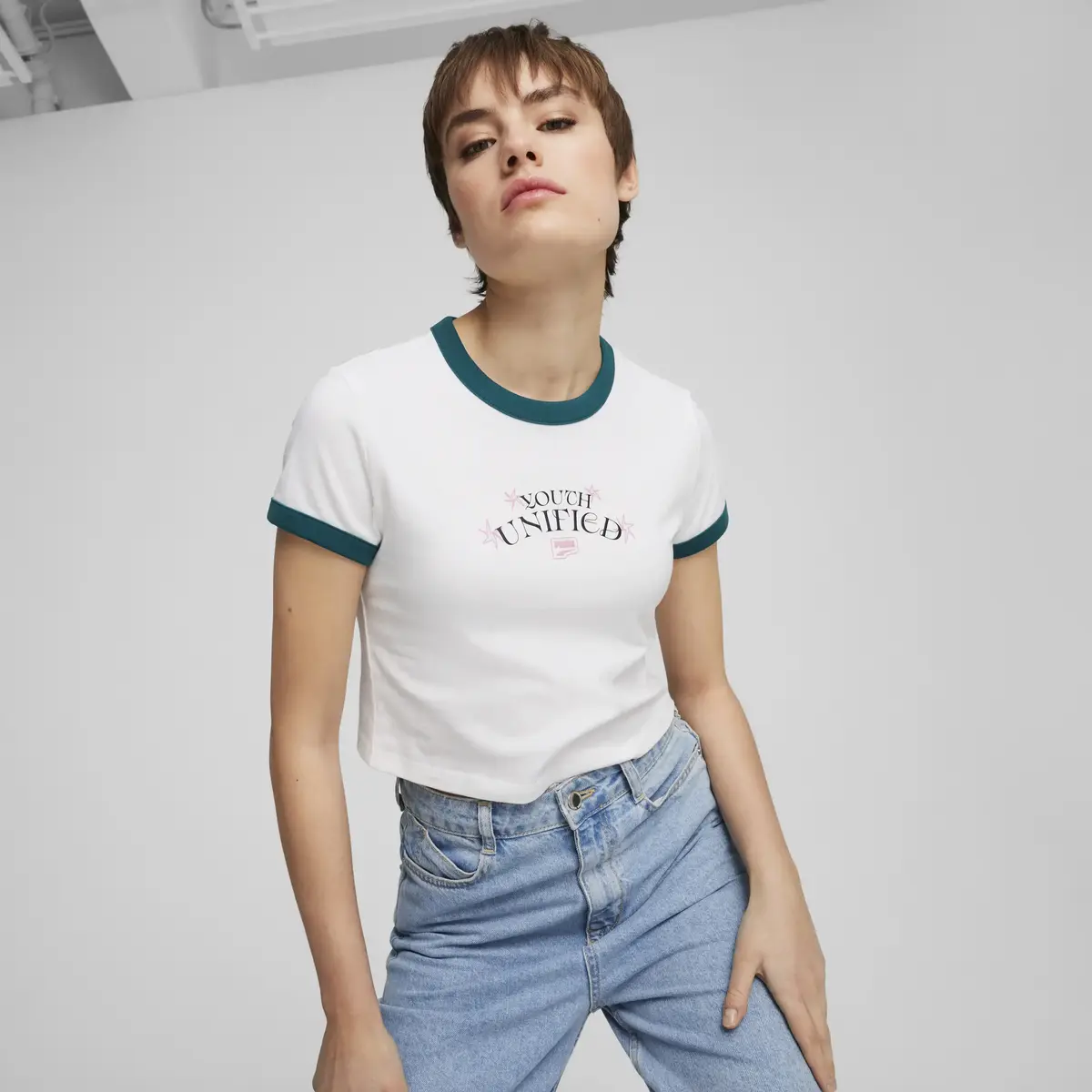 Puma DOWNTOWN Graphic Baby Tee Beyaz Kadın Tişört