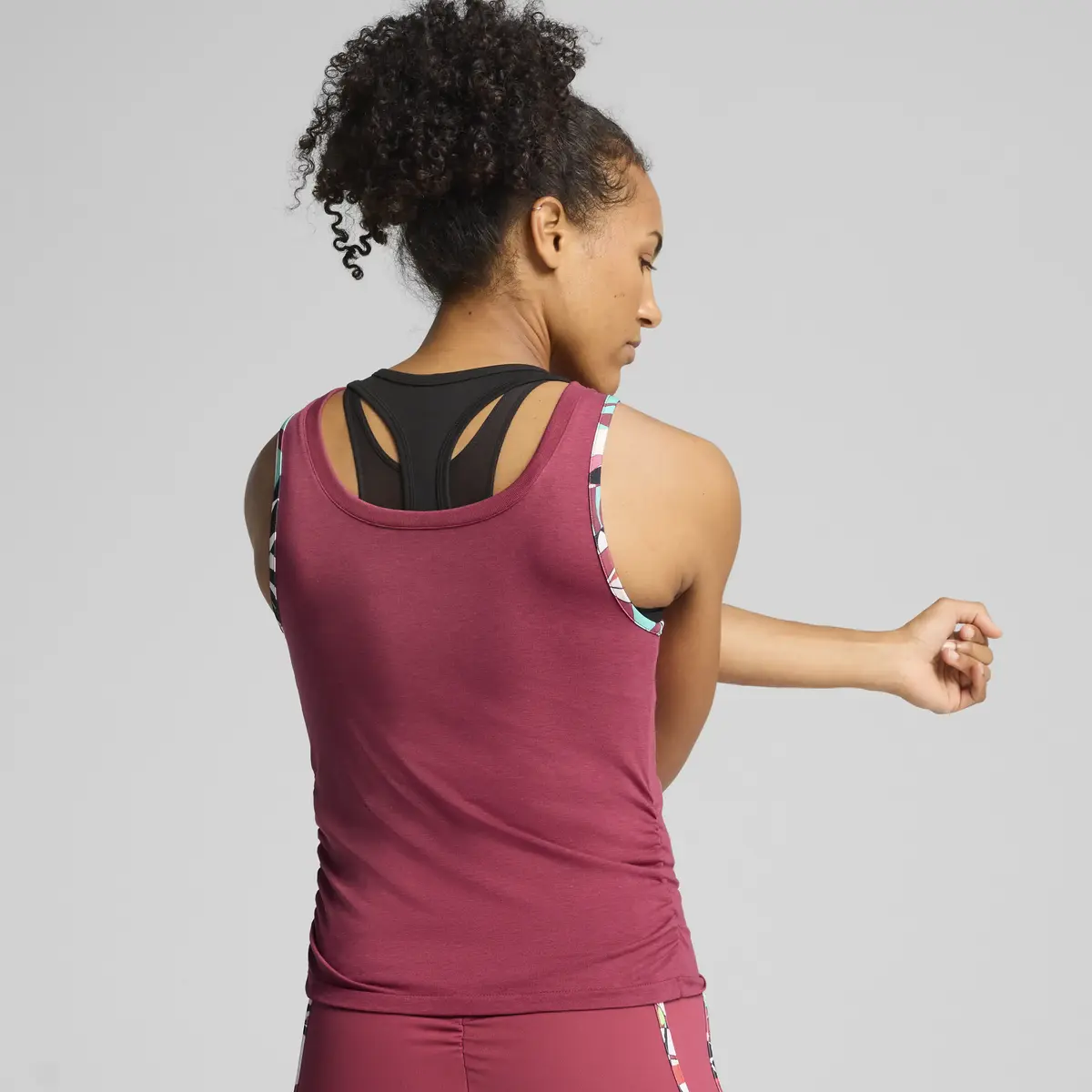Puma TROPICAL AOP TANK - SHORT Kadın T-Shirt & Polo