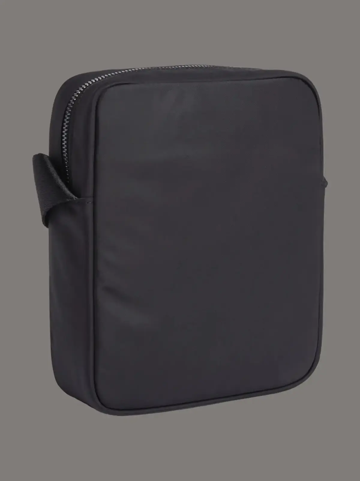 Calvin Klein CK EST. NYLON REPORT Erkek Postacı Çantası