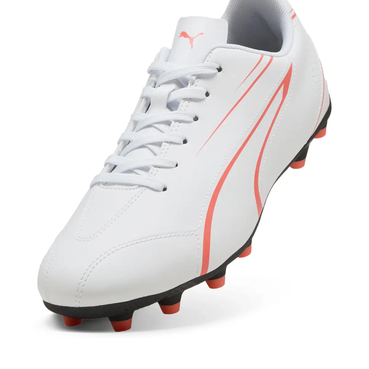 PUMA VITORIA FG/AG Beyaz Erkek Krampon