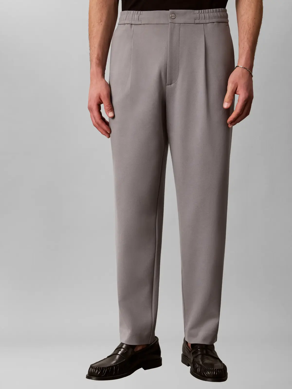 TAPERED TECH KNIT PL, P87