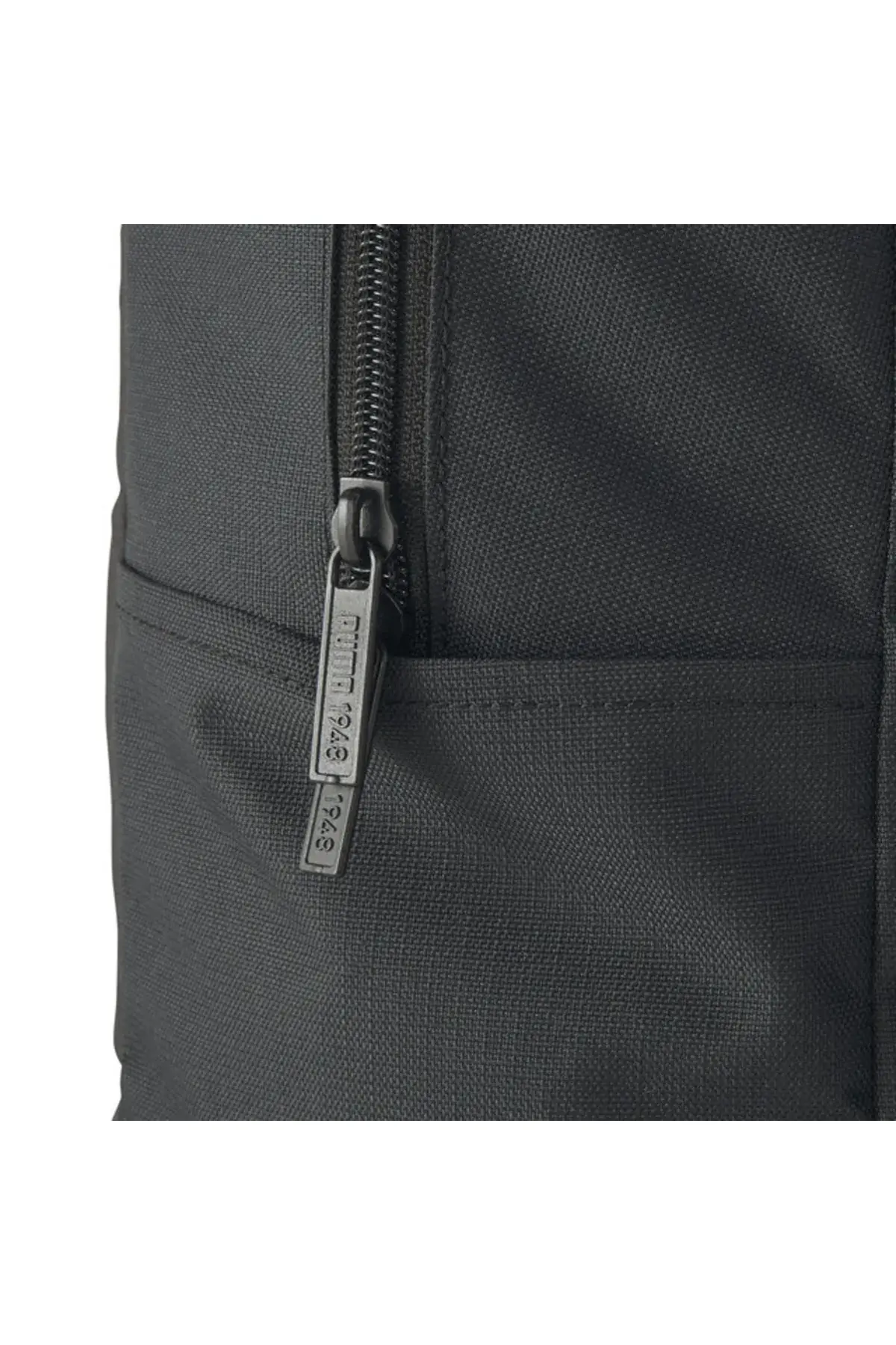 Puma Originals Urban Gold Logolu Siyah Sırt Çantası